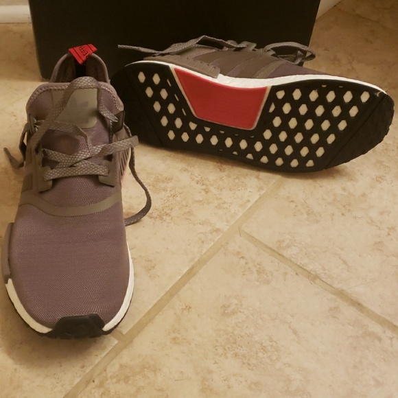 Adidas NMD R1 - Picture 3 of 6